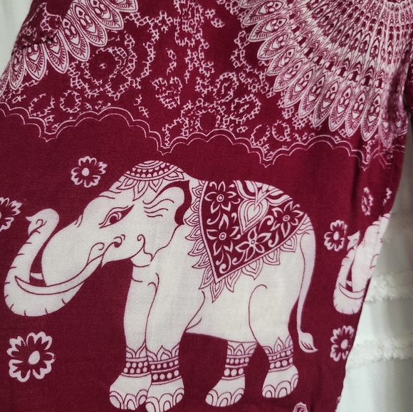 Like new, comfy, baggy, Rayon pants. Xs - Picture 7 of 8